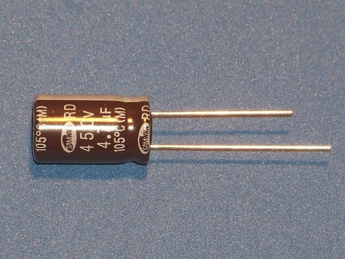 Elko radial 7µf - (4,7uf), /